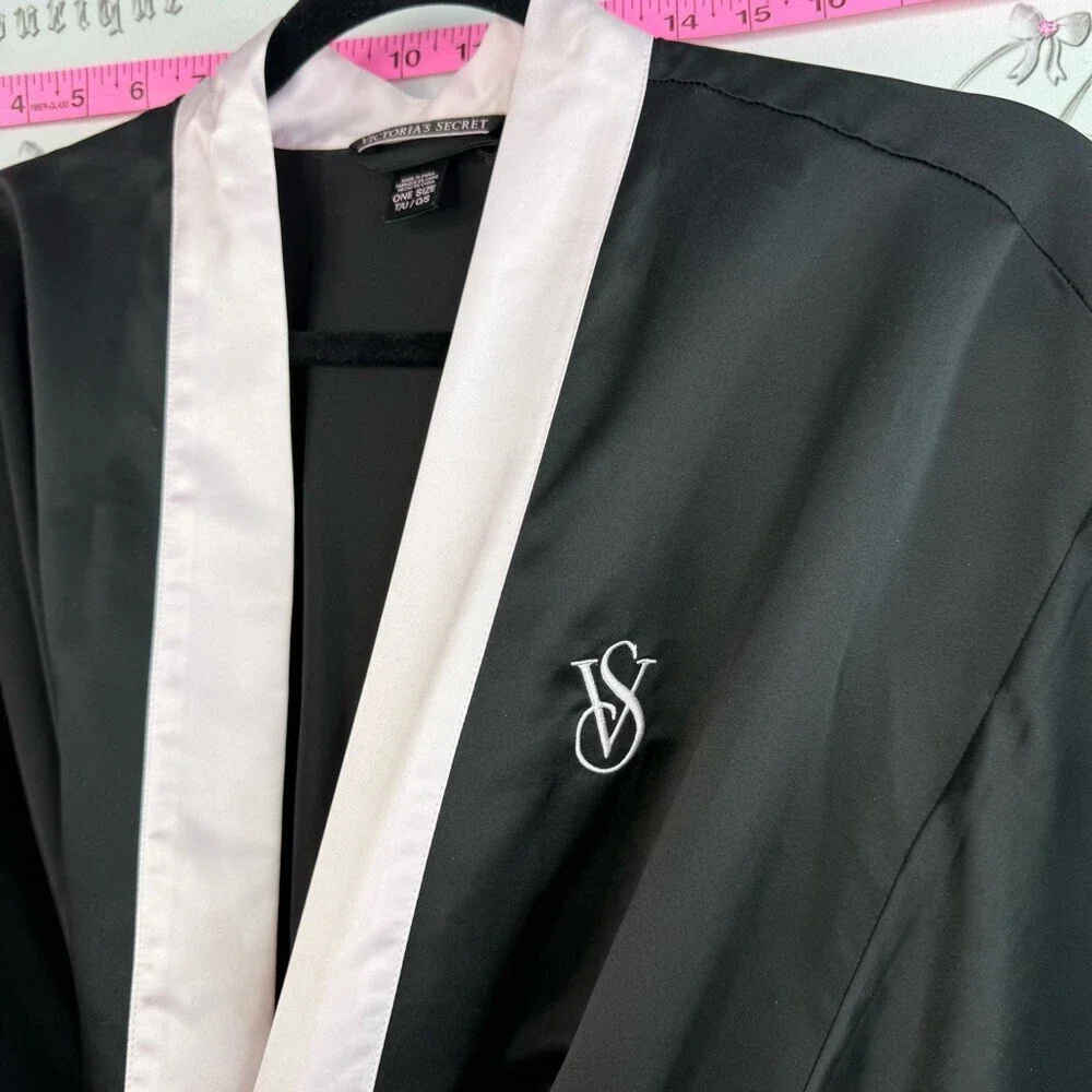 Victoria's Secret kimono robe shiny Satin Robe - Black with Light Pink Trim